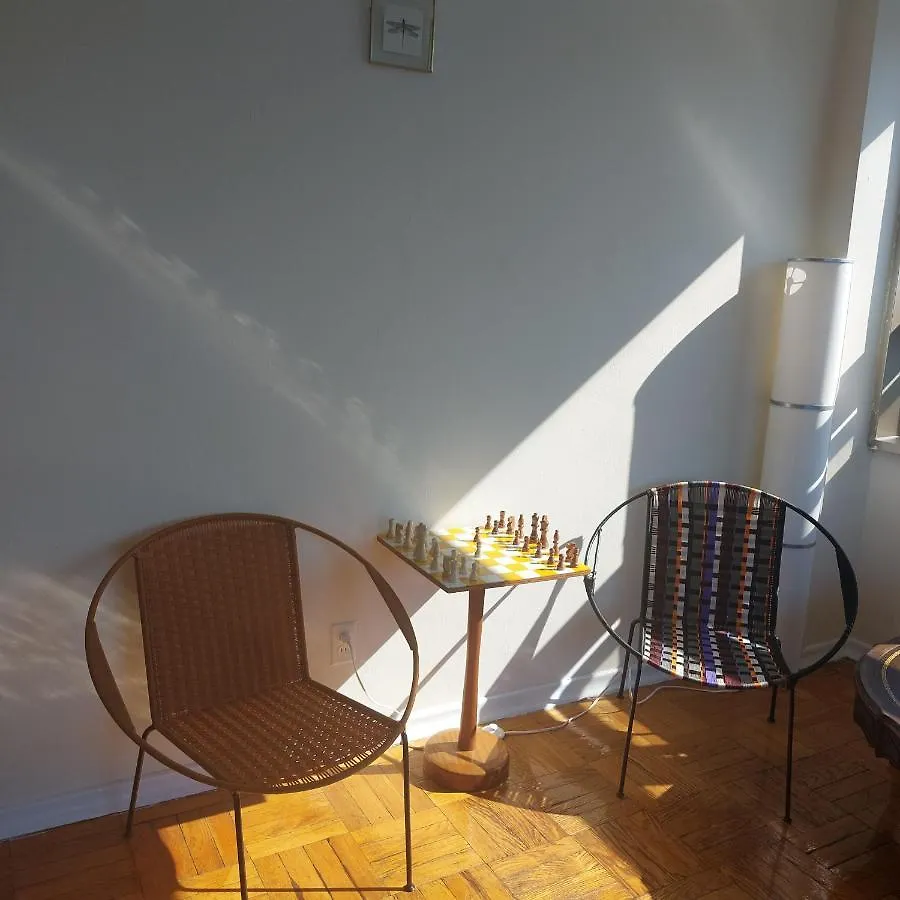 Cozy 1-Bedroom Apartment Downton تورونتو